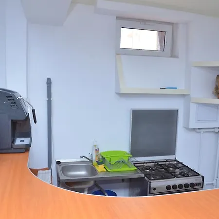 Casa Omer Pensión 2*