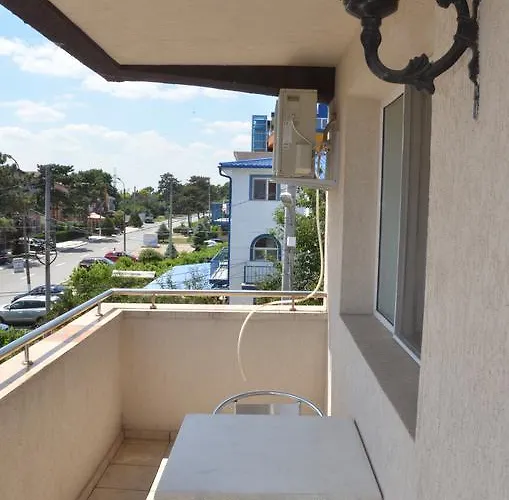 Guest house Casa Omer 2*